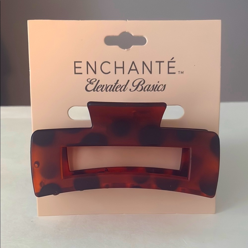 ✨🌿4/$20 ENCHANTÉ Hair Clip